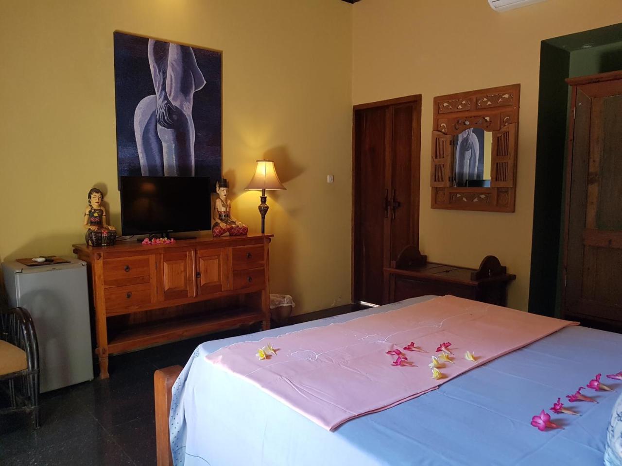 Gili Exotic Villa Гили Траванган Экстерьер фото
